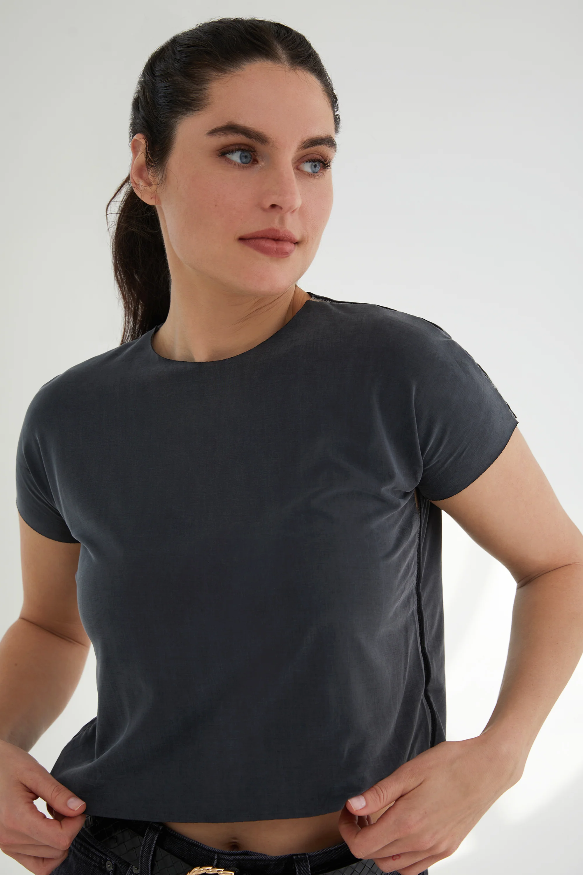 The Infinity Tee: Crop - Flow Cupro - Ink - Image 3