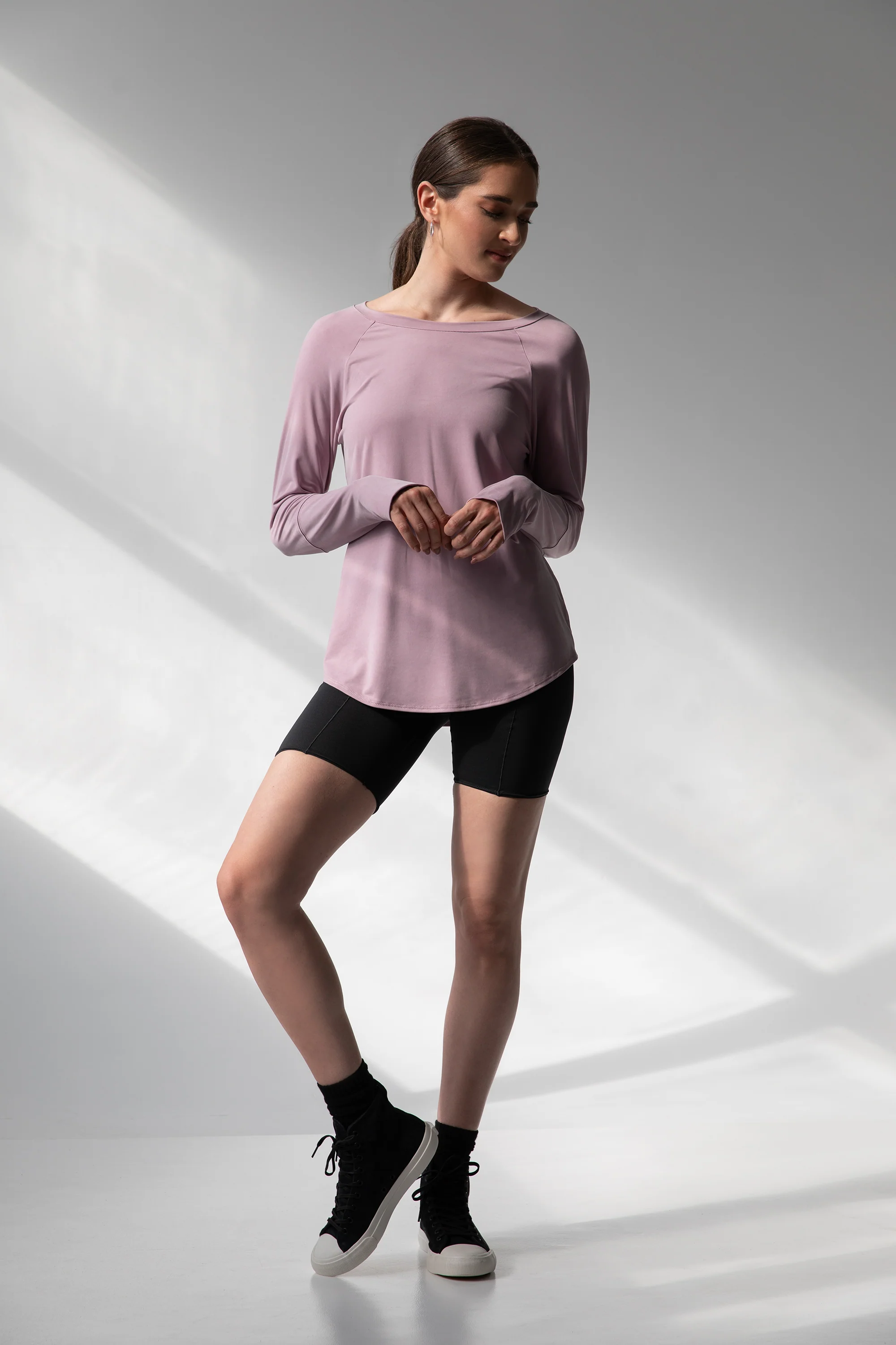 The Long Sleeve Layering Tee - Flow Cupro - Dusty Mauve - Image 3