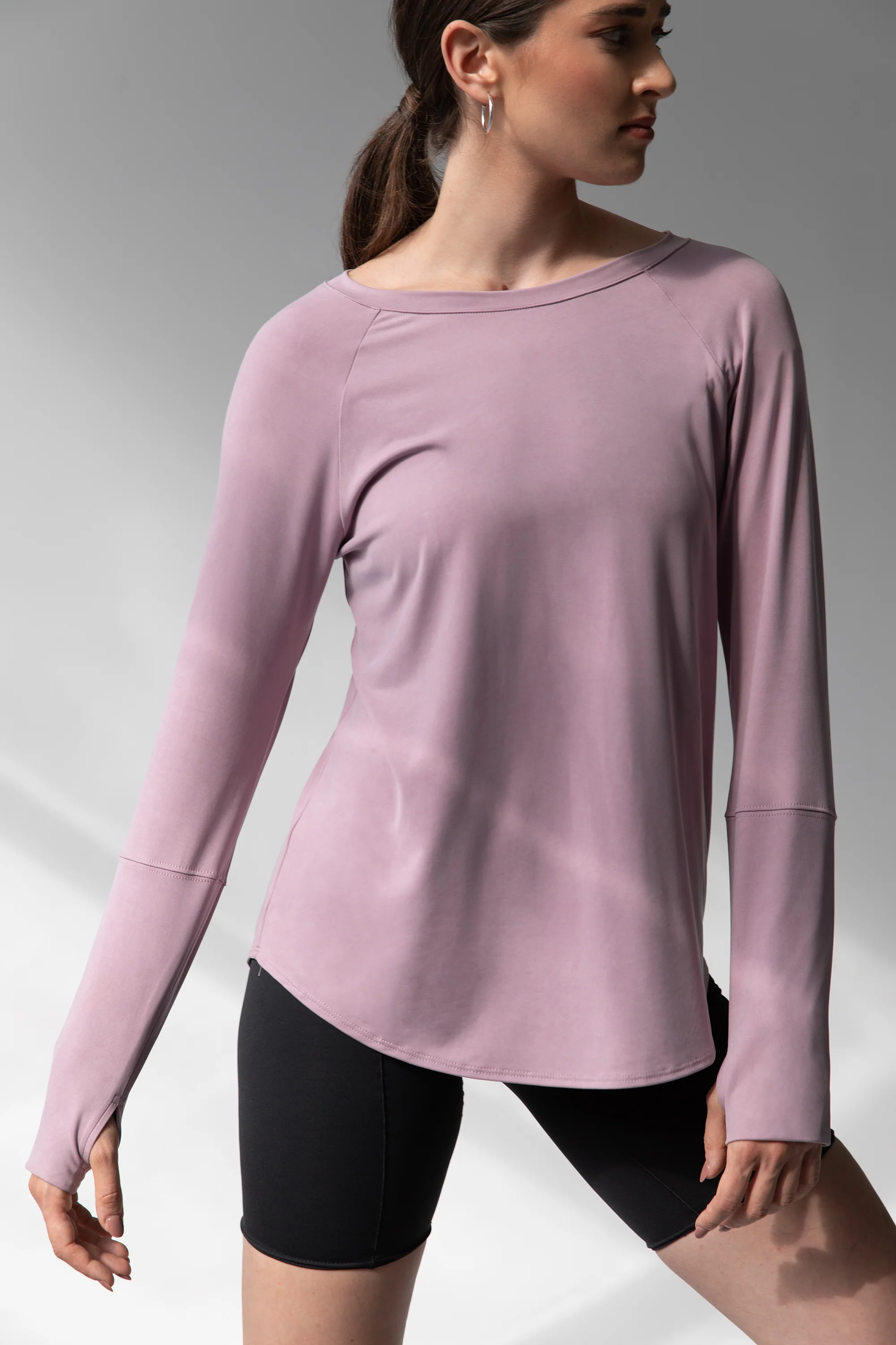 The Long Sleeve Layering Tee - Flow Cupro - Dusty Mauve - Image 4
