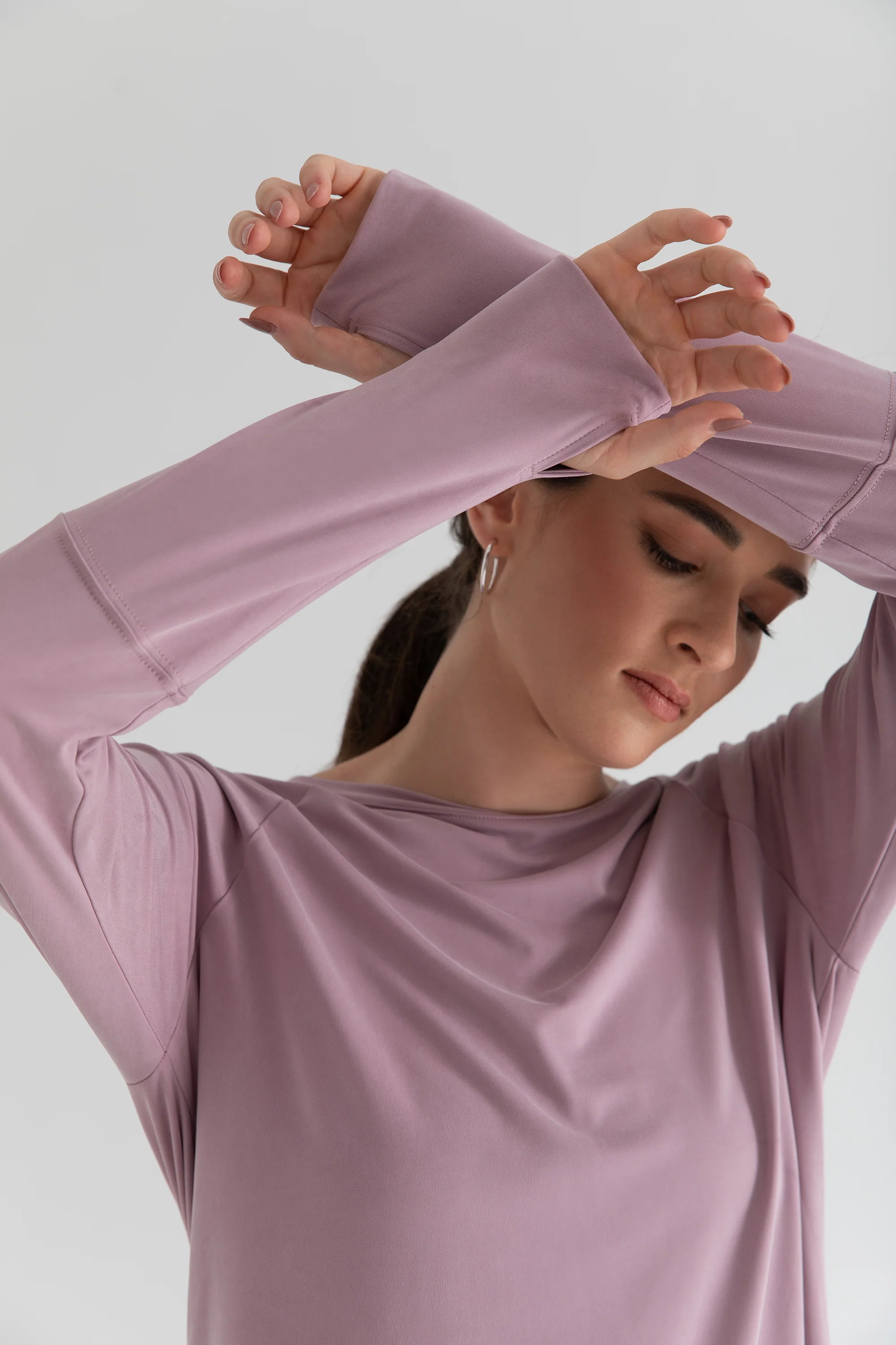 The Long Sleeve Layering Tee - Flow Cupro - Dusty Mauve - Image 5