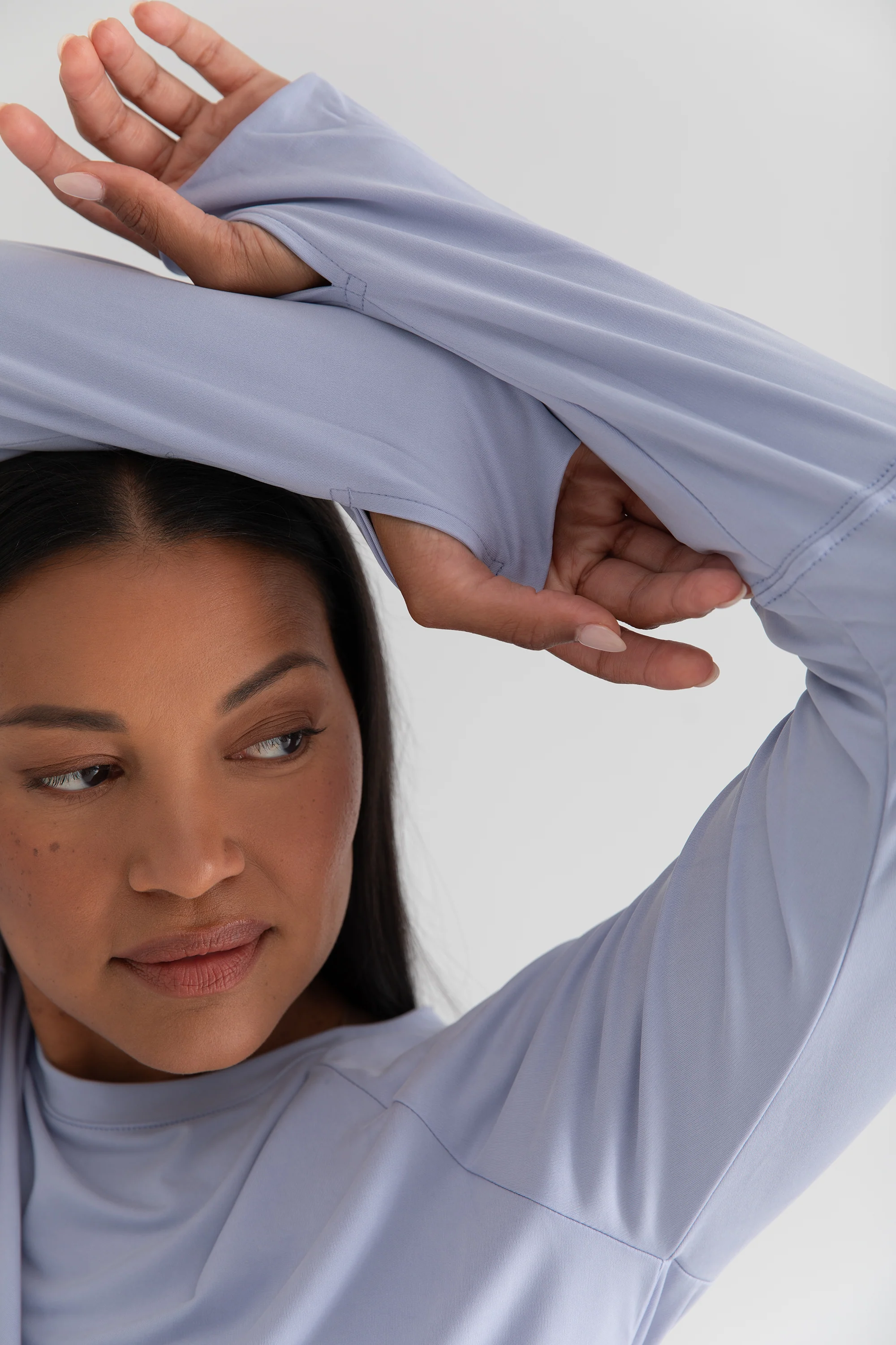 The Long Sleeve Layering Tee - Flow Cupro - Periwinkle - Image 4