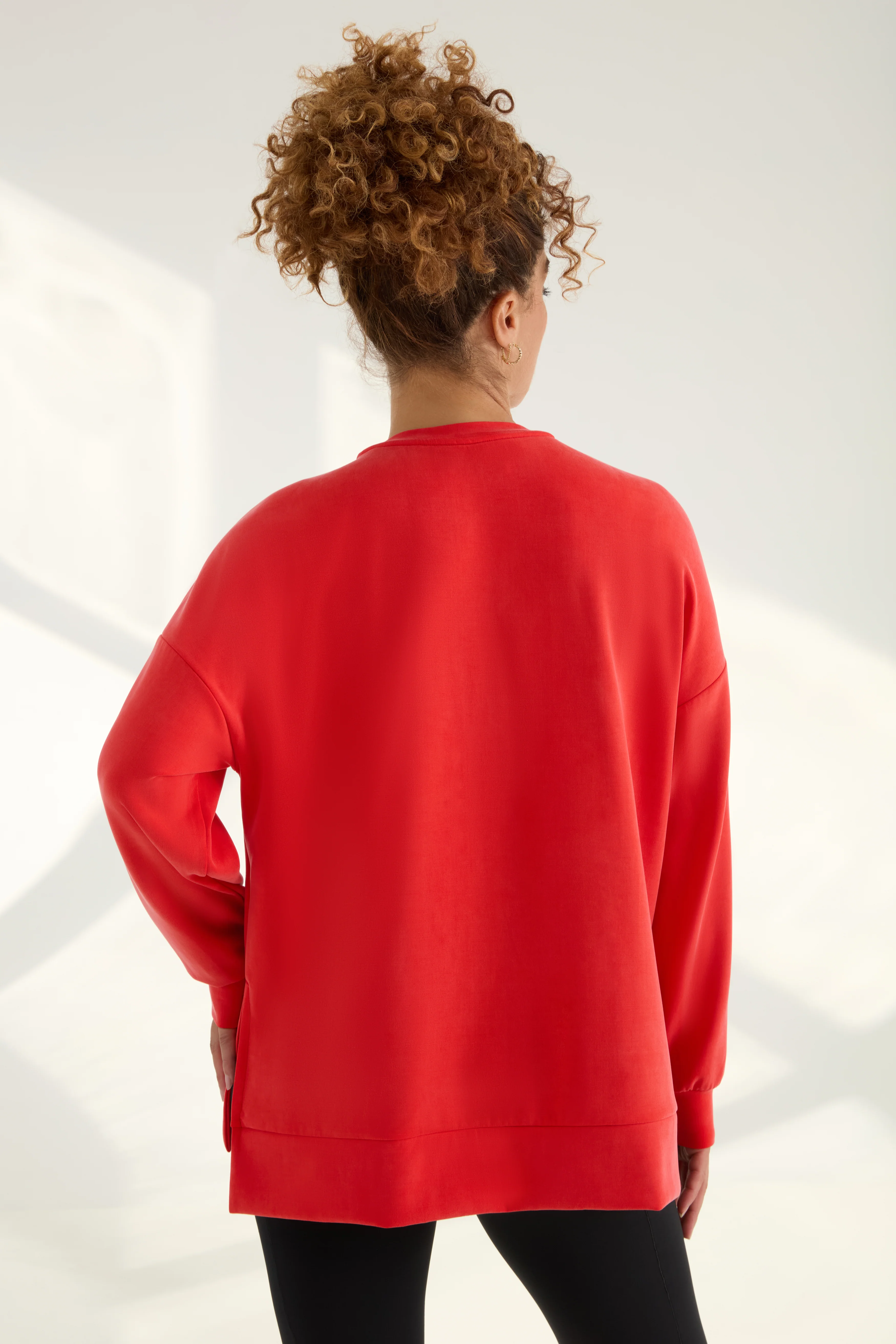 The Oversized Crew - Magic Double Knit - Cherry - Image 5