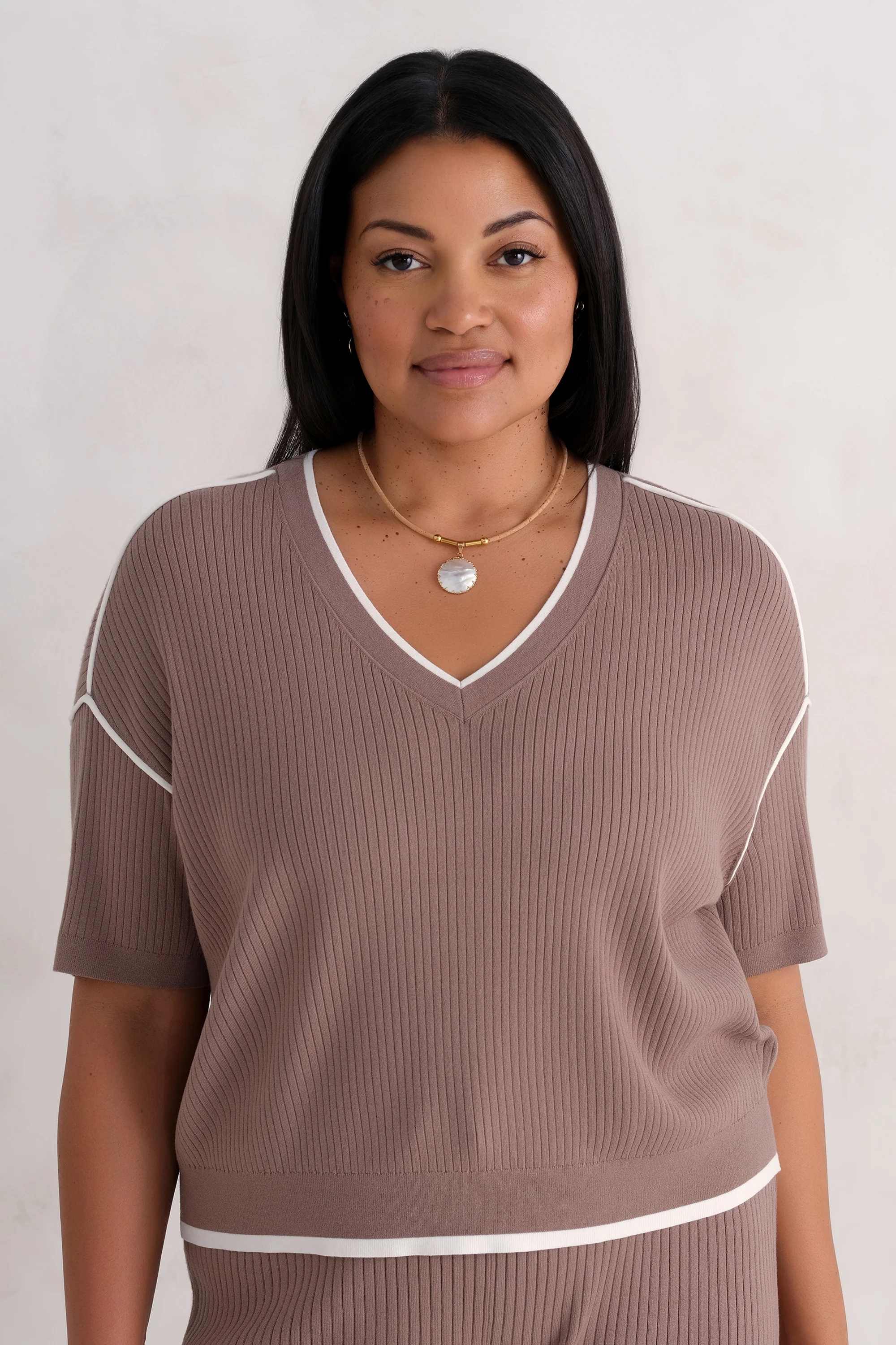 The Rib V-Neck - Terra - Image 5