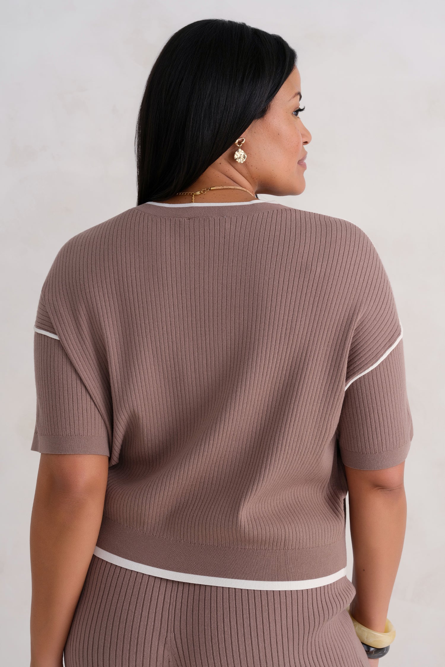 The Rib V-Neck - Terra - Image 7