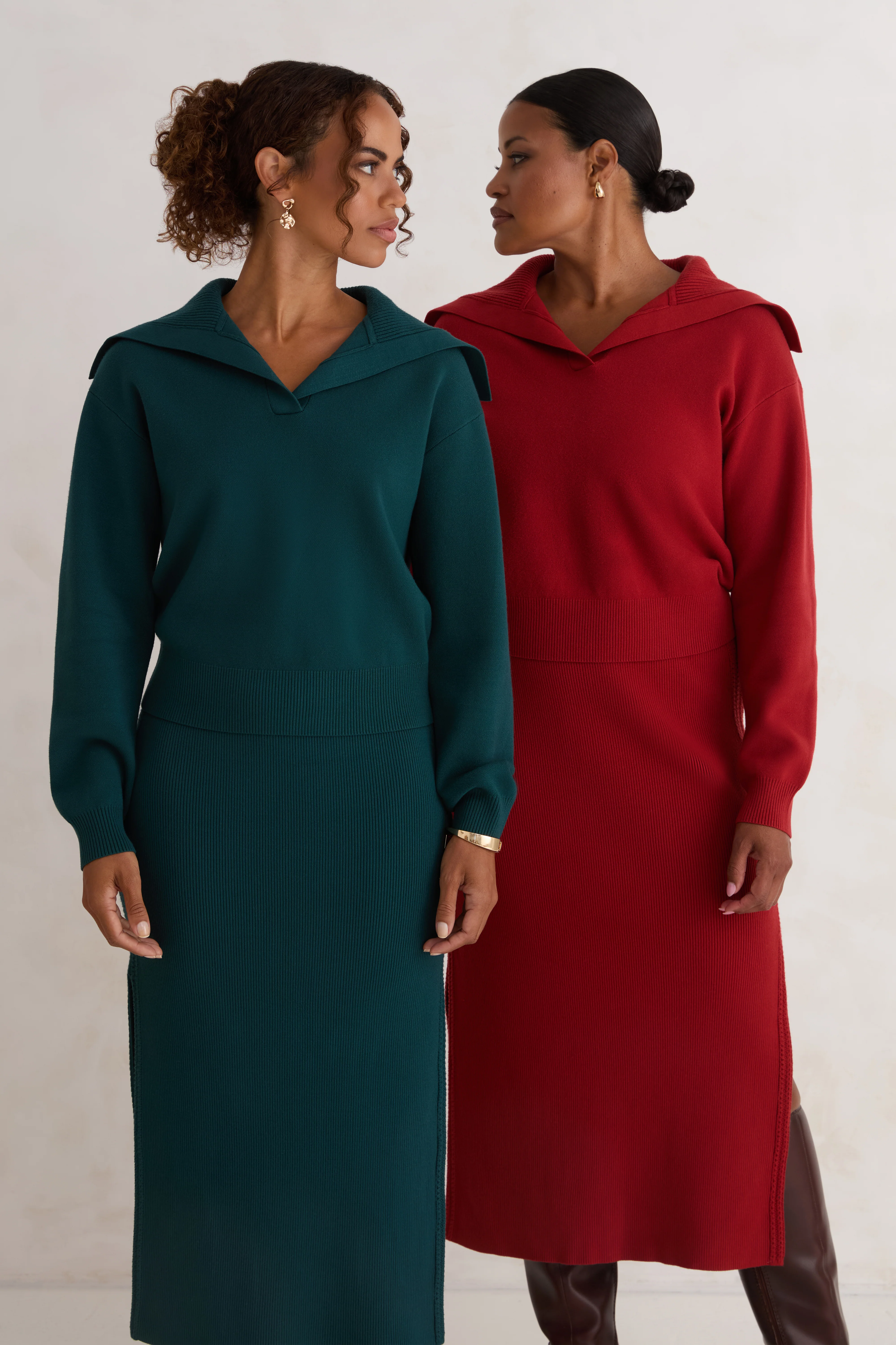 The Wide Collar Sweater - Brick Red - Image 6